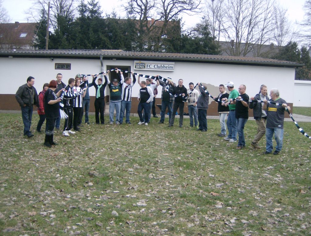 der längste Schal...