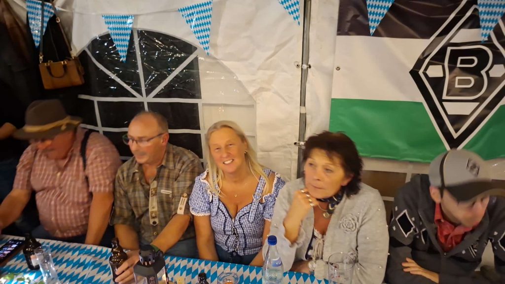 WhatsApp Image 2025-10-18 at 22.20.01